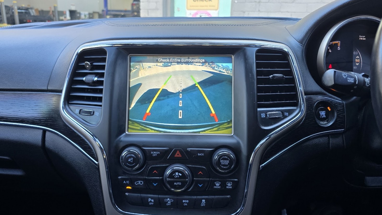 2013 JEEP GRAND CHEROKEE - Image 19