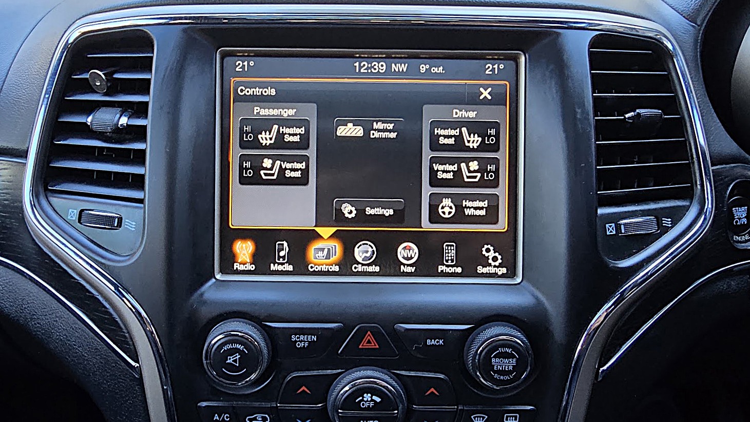 2013 JEEP GRAND CHEROKEE - Image 21