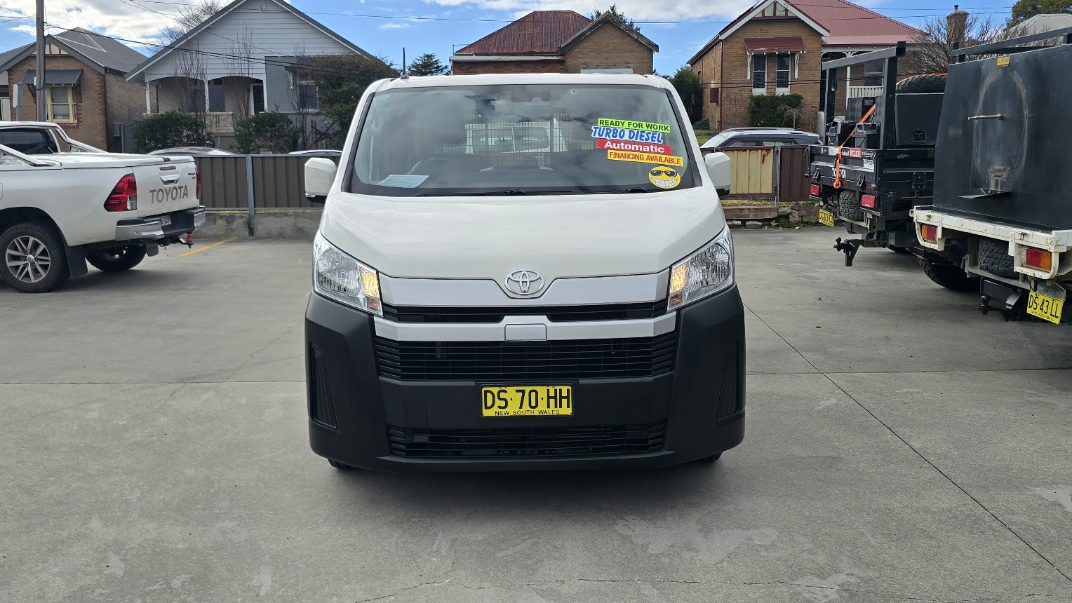 2020 Toyota Hiace - Image 6