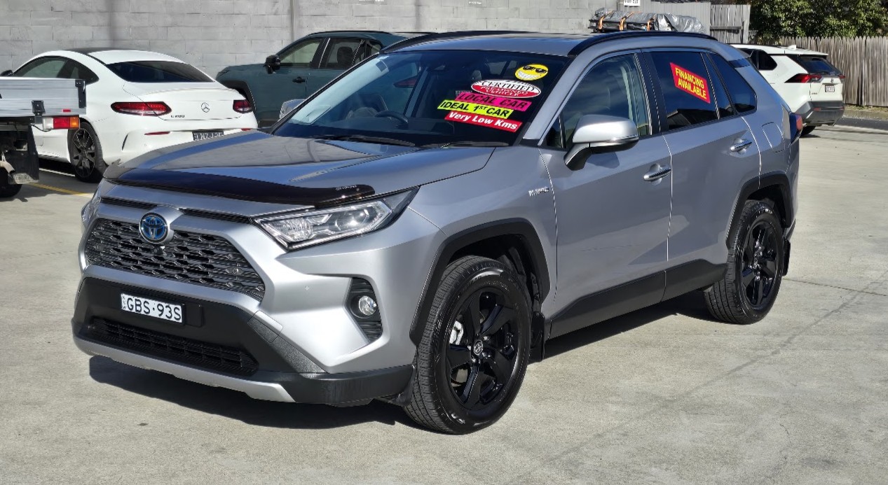 2020 Toyota Rav4 Hybrid - Image 6