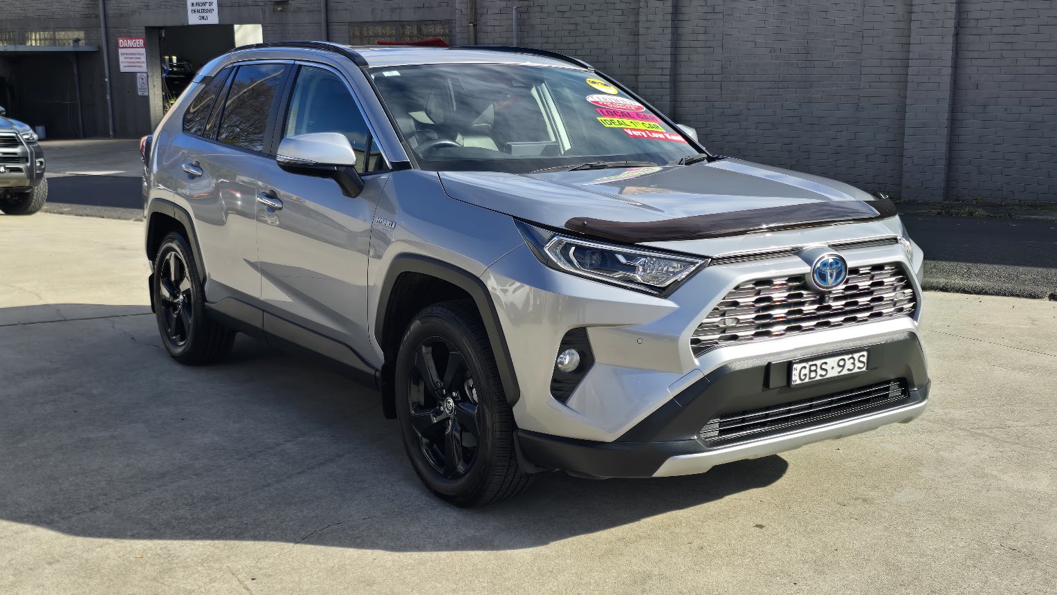 2020 Toyota Rav4 Hybrid - Image 9