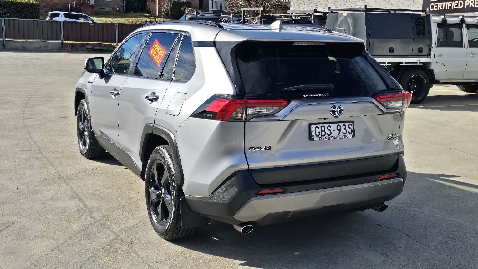 2020 Toyota Rav4 Hybrid - Image 14