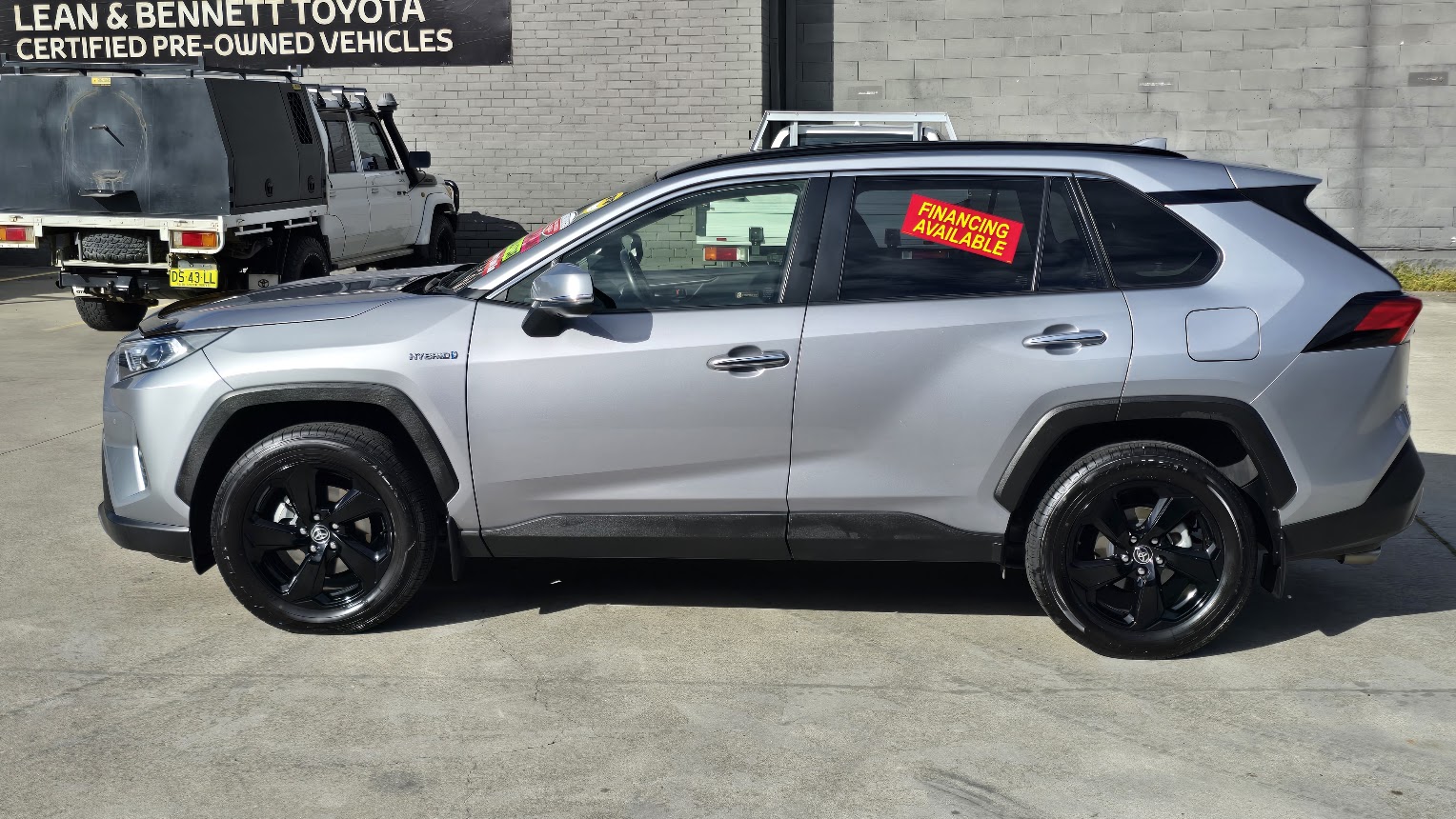 2020 Toyota Rav4 Hybrid - Image 15