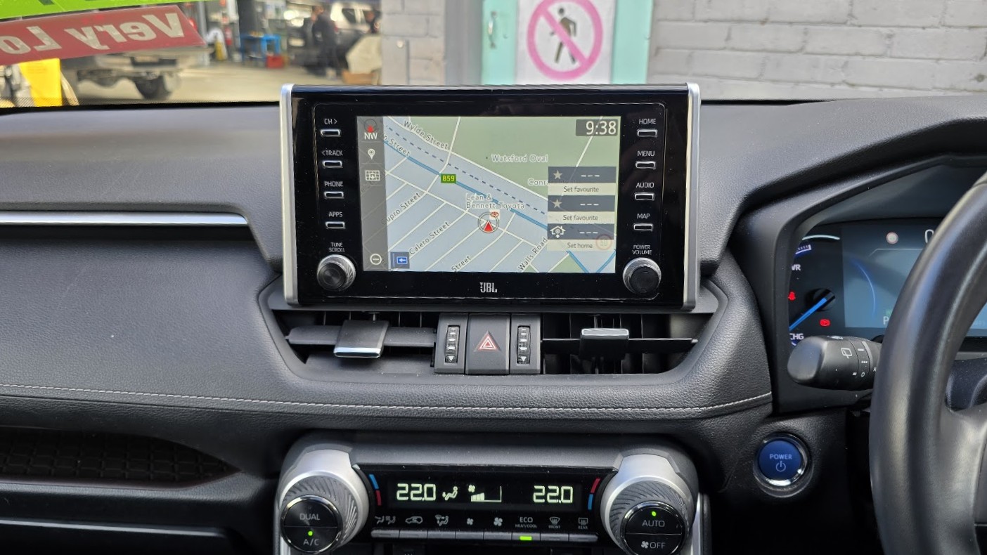 2020 Toyota Rav4 Hybrid - Image 23