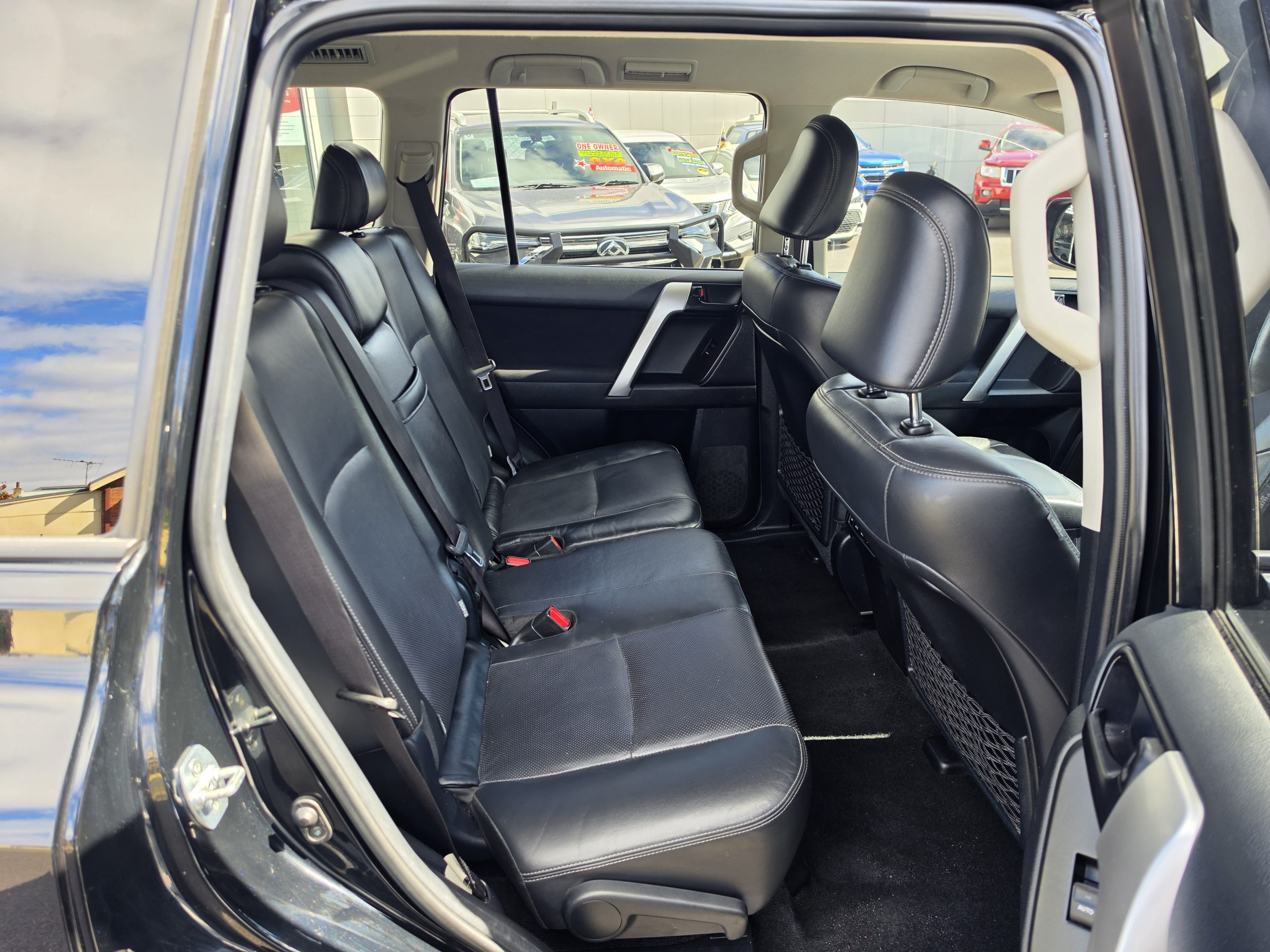 2018 Toyota Prado - Image 7
