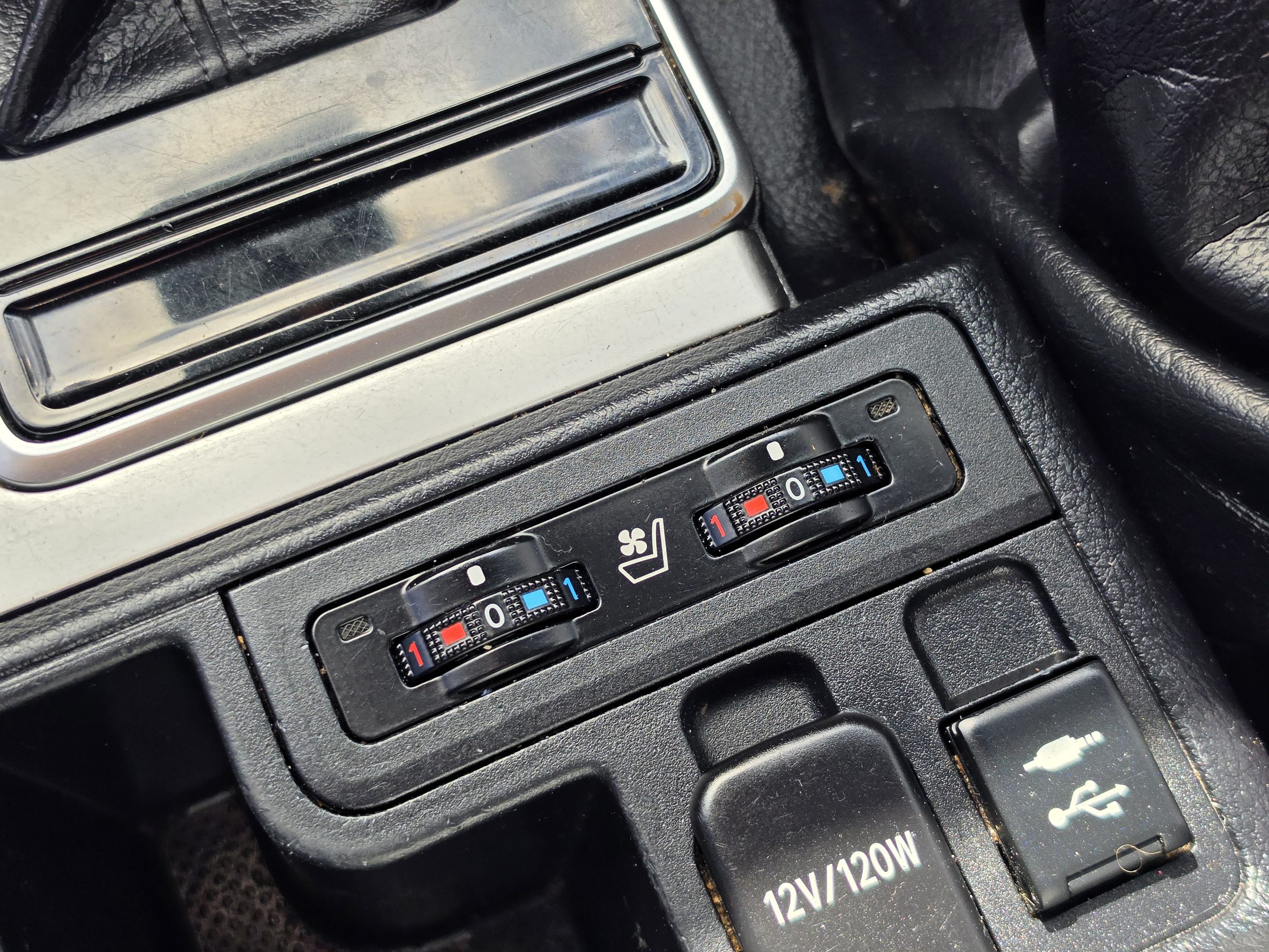 2018 Toyota Prado - Image 15