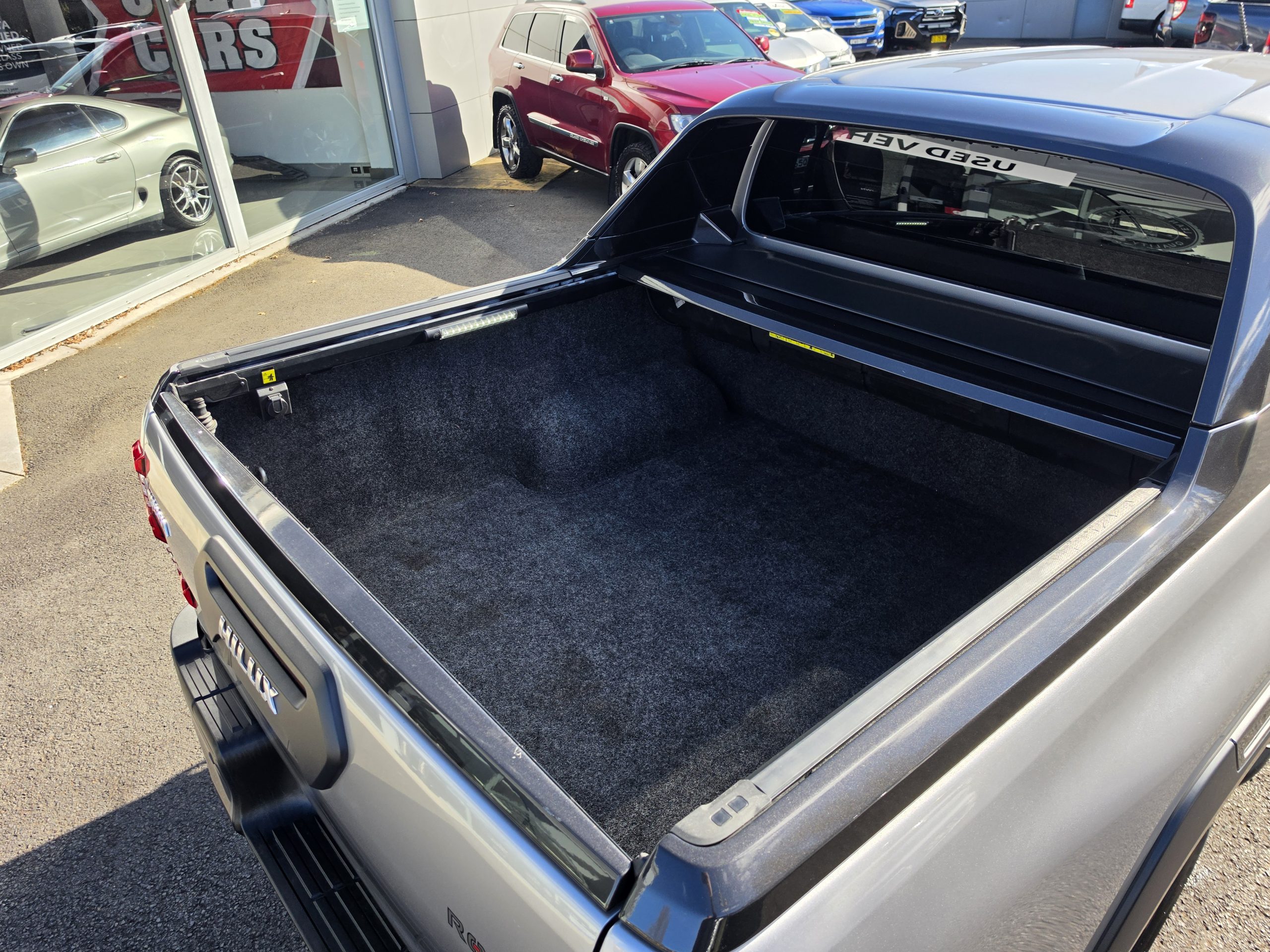 2021 Toyota Hilux - Image 4