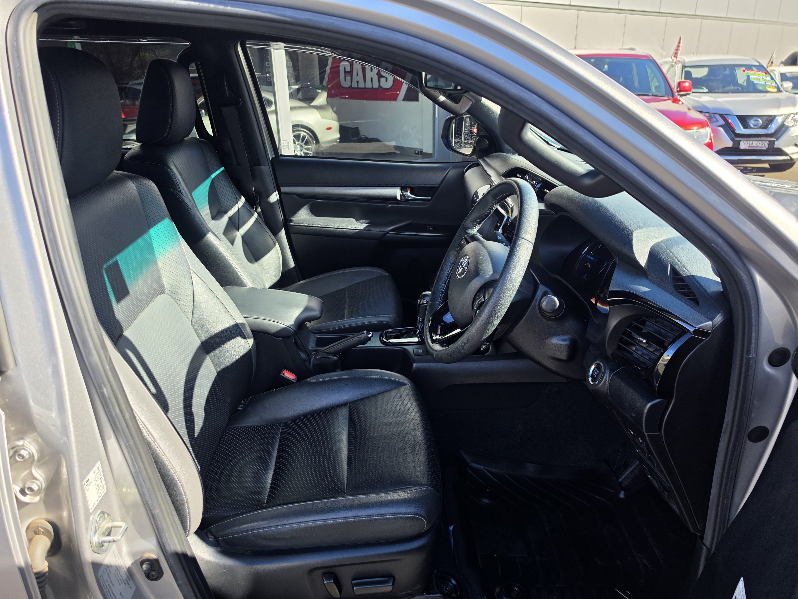 2021 Toyota Hilux - Image 9