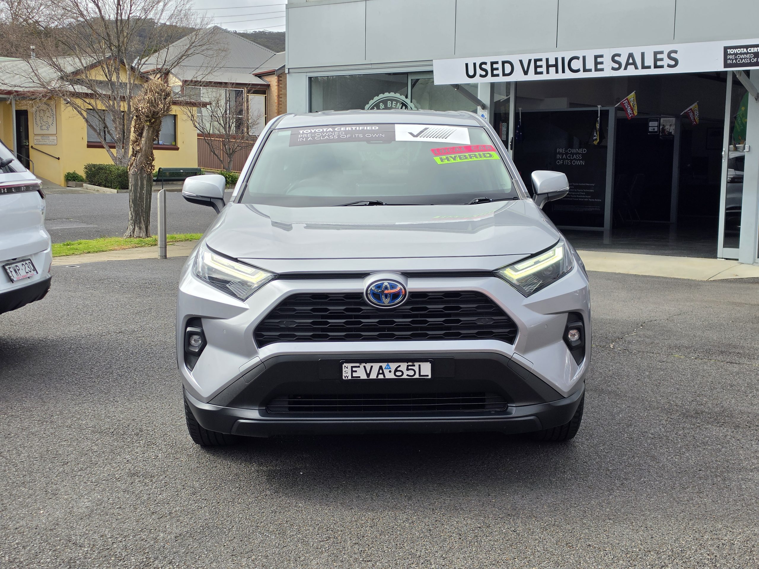 2023 Toyota Rav4 Hybrid - Image 12