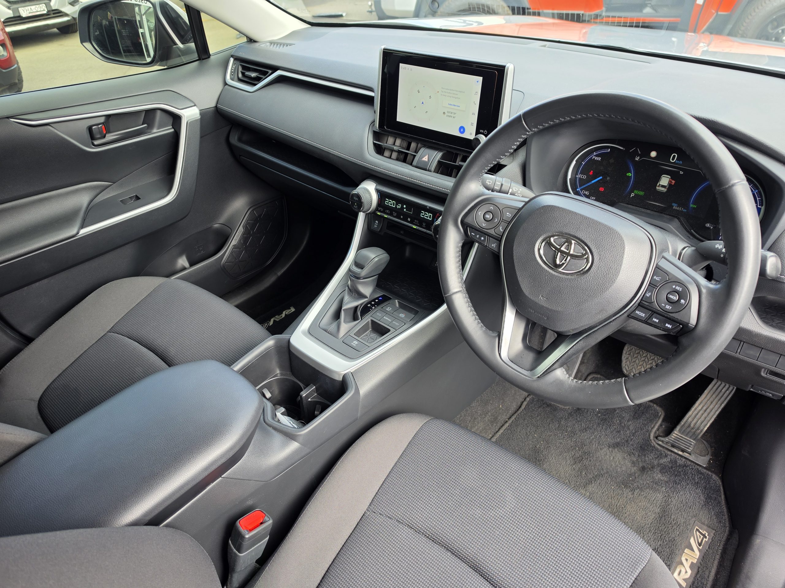 2023 Toyota Rav4 Hybrid - Image 8