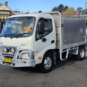 2020 HINO 300
