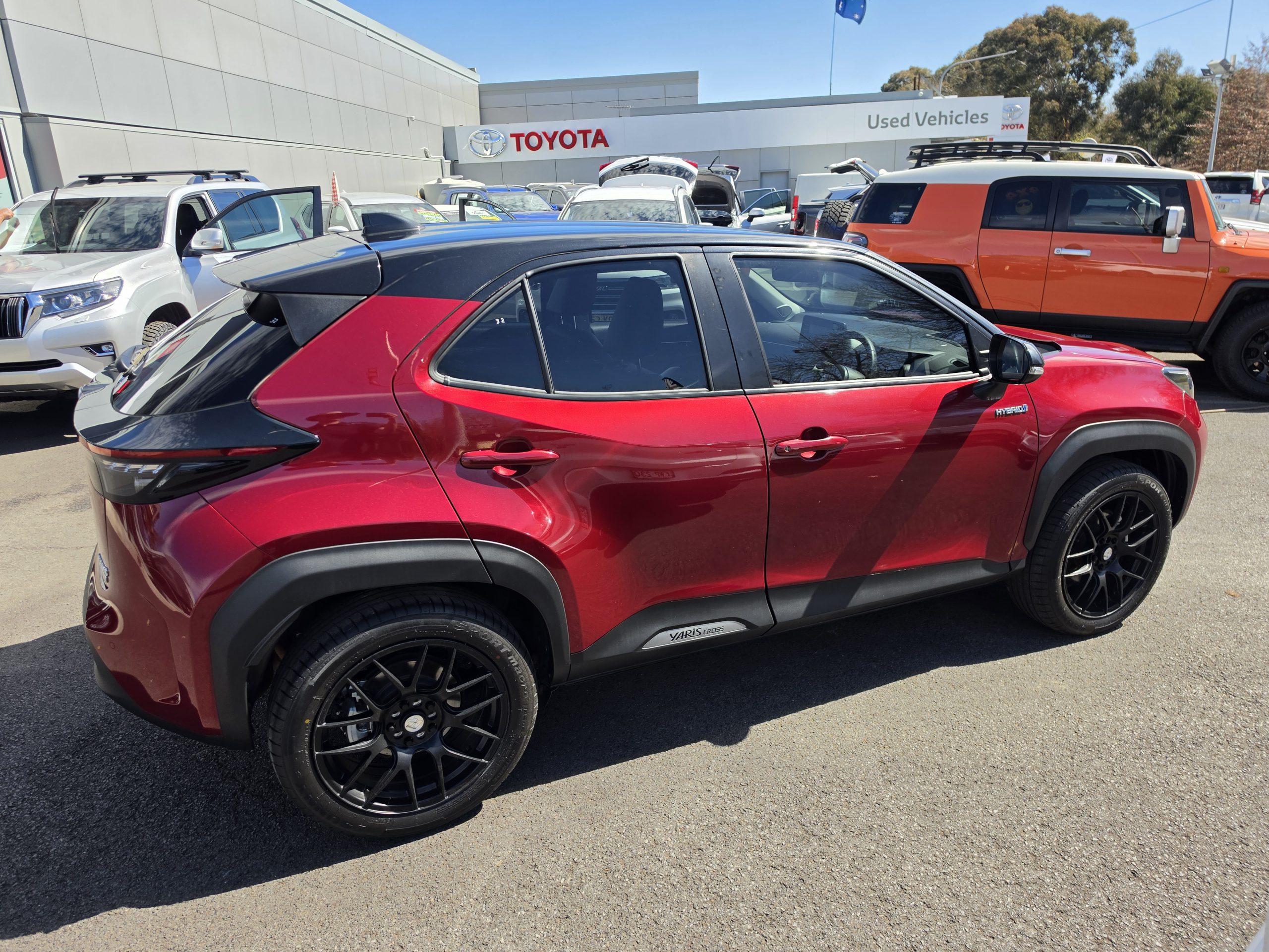 2022 Toyota Yaris Cross Hybrid - Image 4