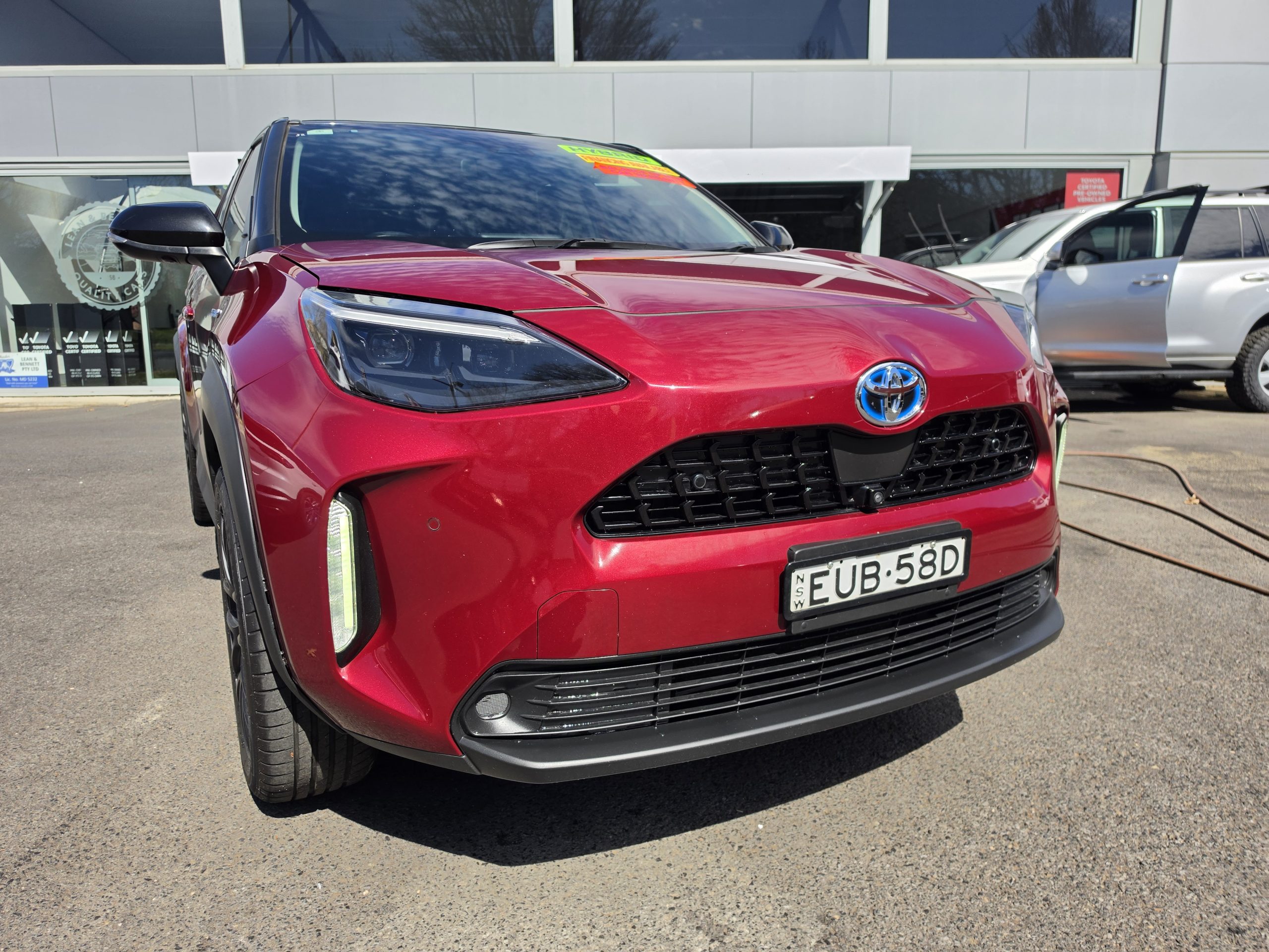 2022 Toyota Yaris Cross Hybrid - Image 6