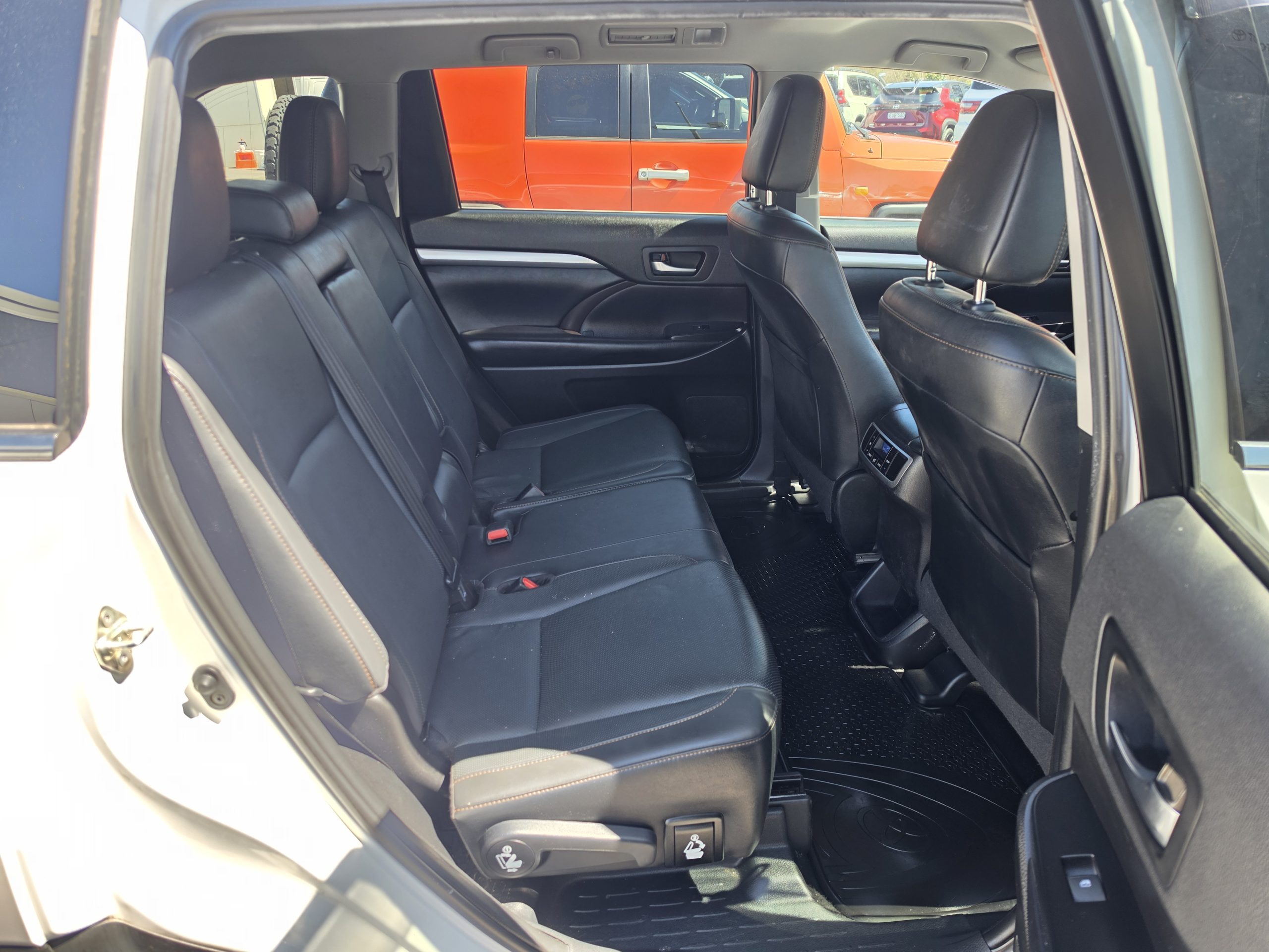 2019 Toyota Kluger - Image 8
