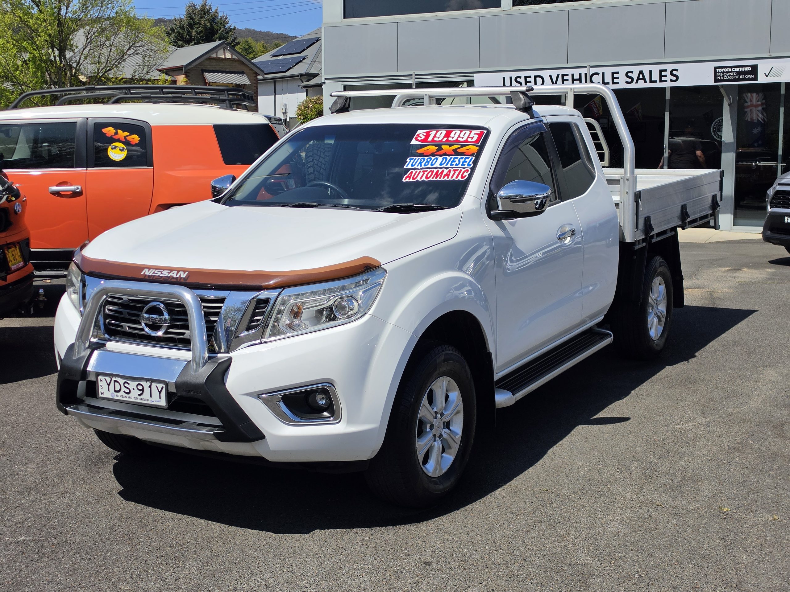 2015 NISSAN NAVARA