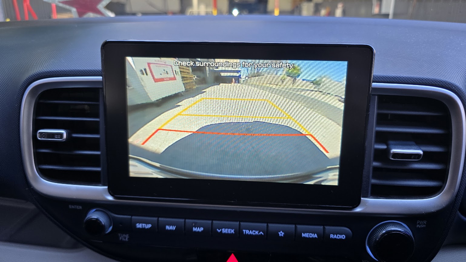 2020 Hyundai VENUE - Image 19