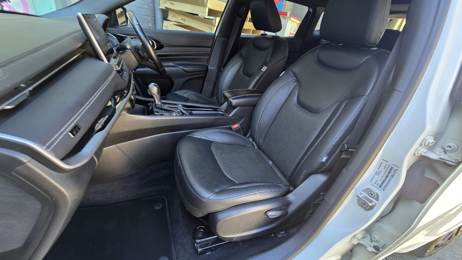 2021 JEEP COMPASS - Image 16