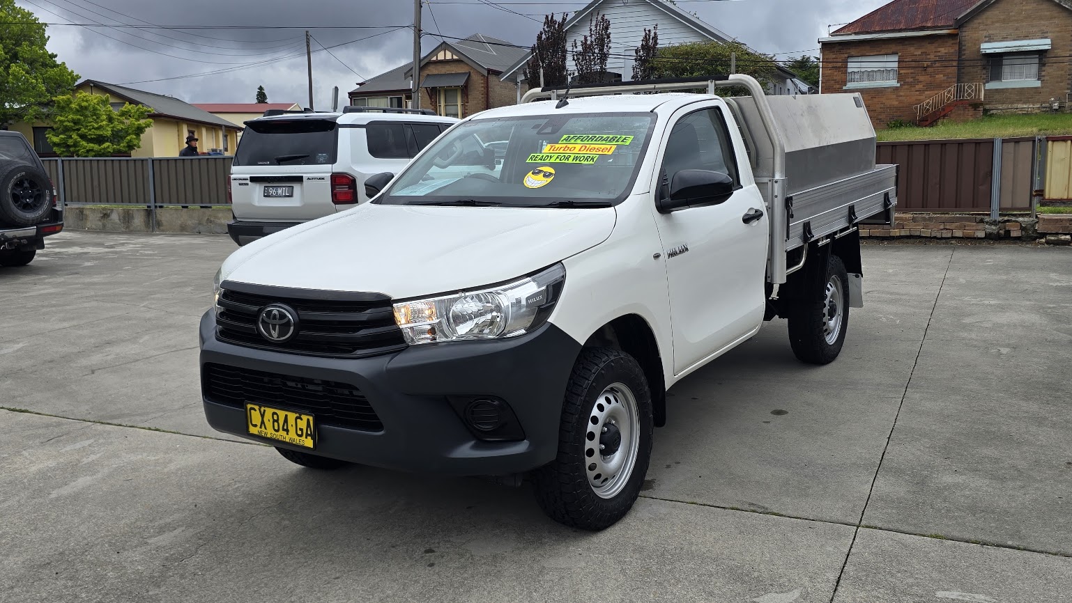 2020 Toyota Hilux - Image 9