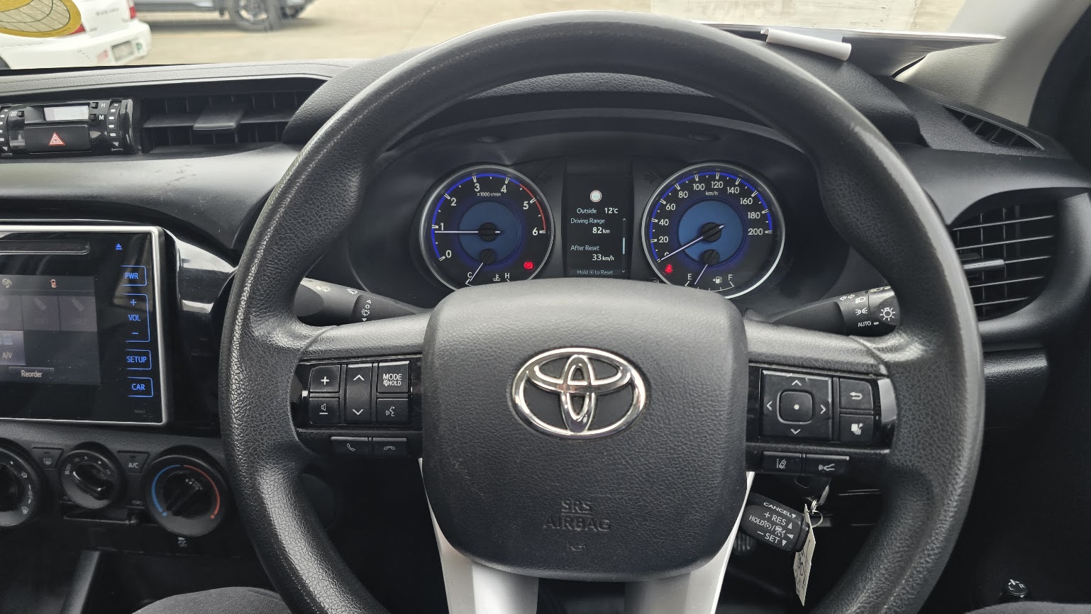 2020 Toyota Hilux - Image 20