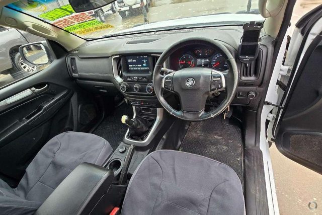 Holden COLORADO - Image 13