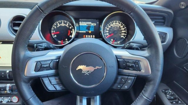 2017 FORD MUSTANG - Image 4