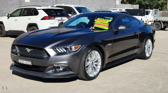 2017 FORD MUSTANG - Image 9