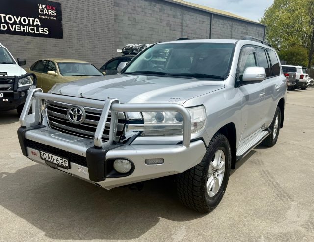2016 Toyota LandCruiser - Image 9