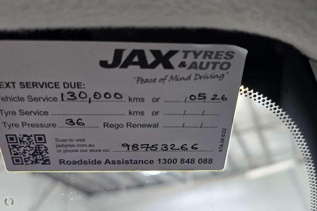 2022 Toyota Yaris Cross Hybrid - Image 6