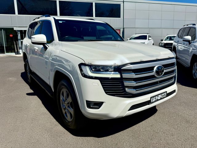 2022 Toyota LandCruiser - Image 2