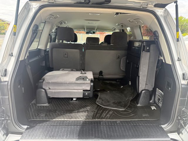 2016 Toyota LandCruiser - Image 14