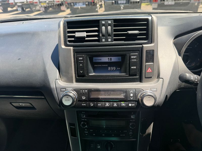 2009 Toyota Prado - Image 10