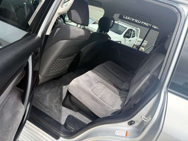 2016 Toyota LandCruiser - Image 18