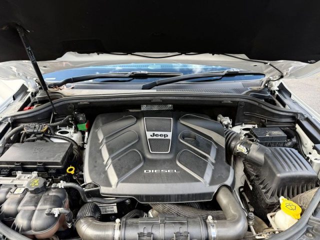 2019 JEEP GRAND CHEROKEE - Image 15