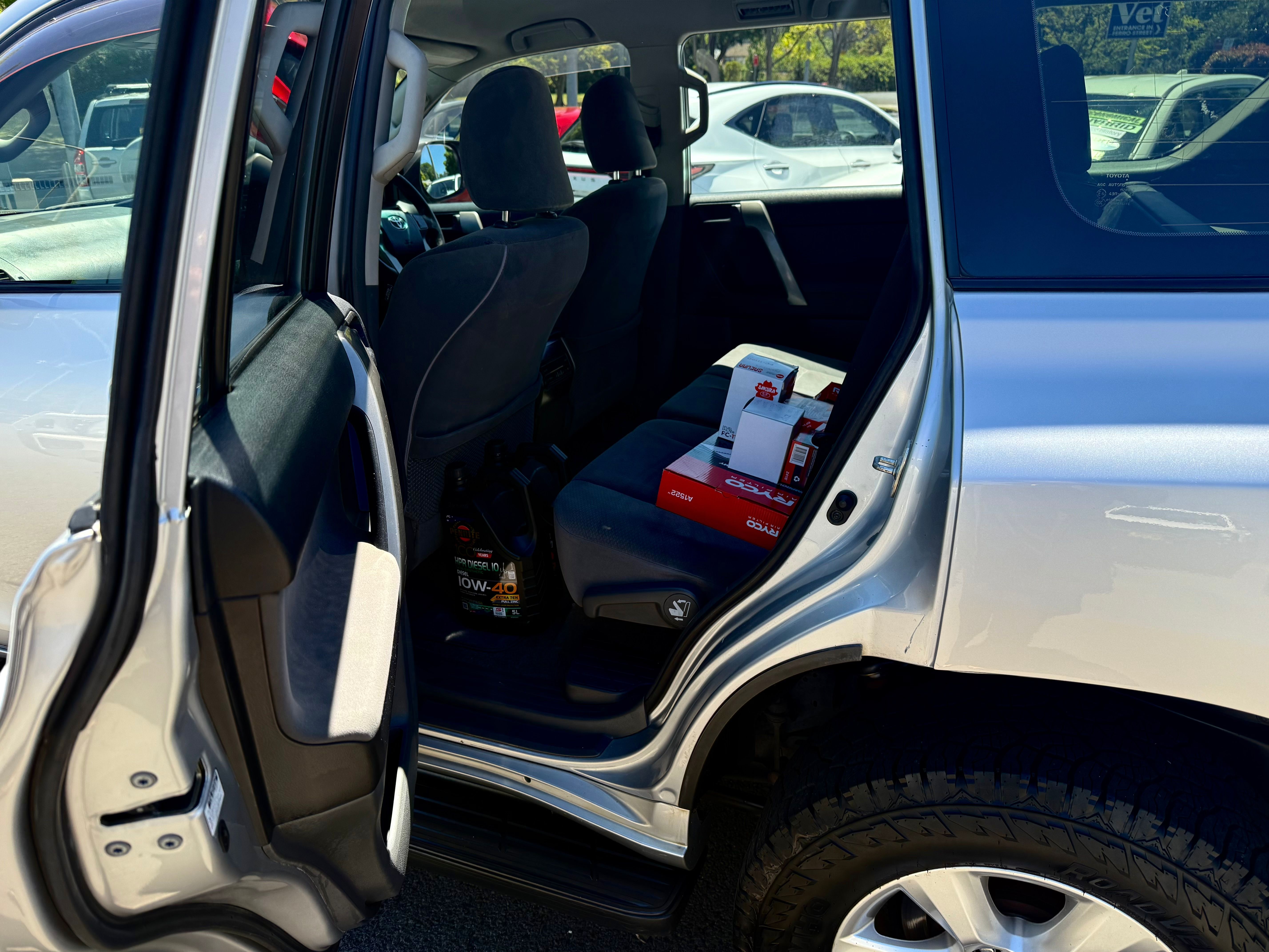 2009 Toyota Prado - Image 18