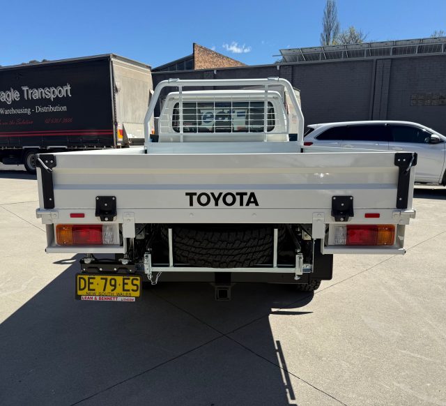2022 Toyota LandCruiser Military - Image 16