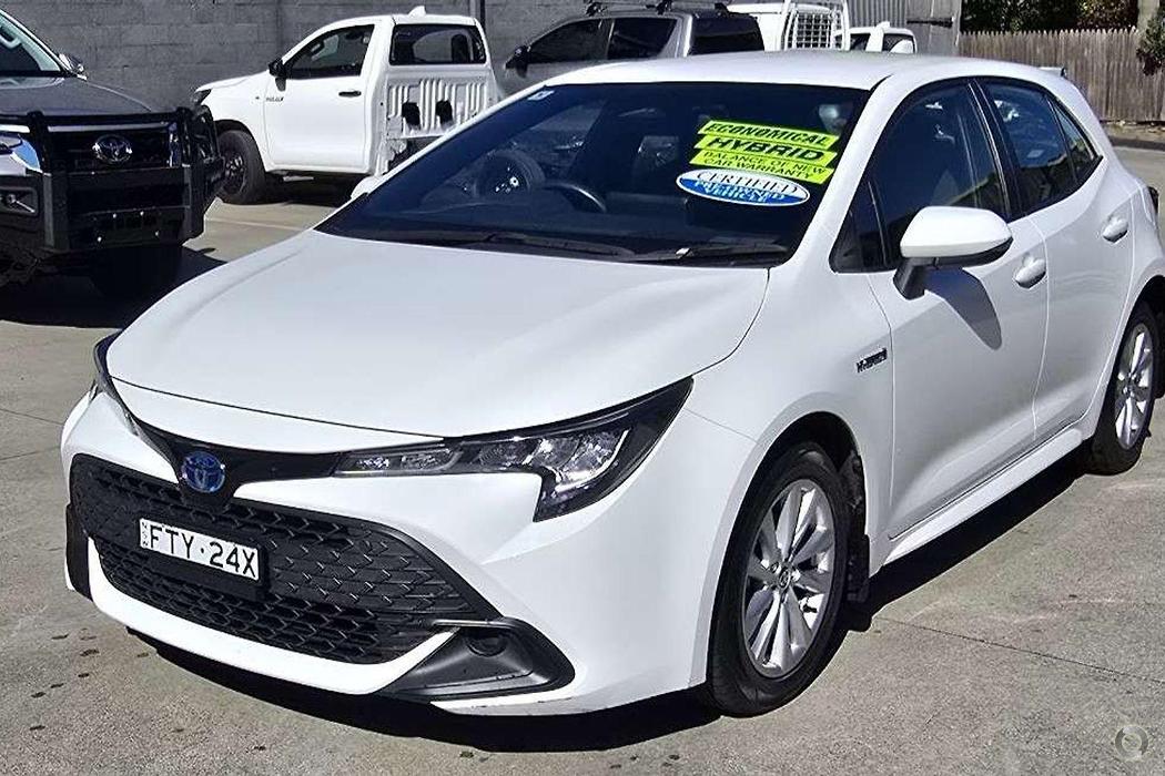 2023 Toyota Corolla - Image 3