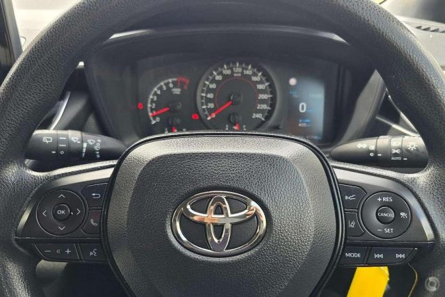 2021 Toyota Corolla - Image 23