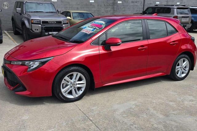 2021 Toyota Corolla - Image 21