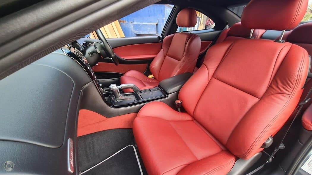 2004 Holden MONARO - Image 2