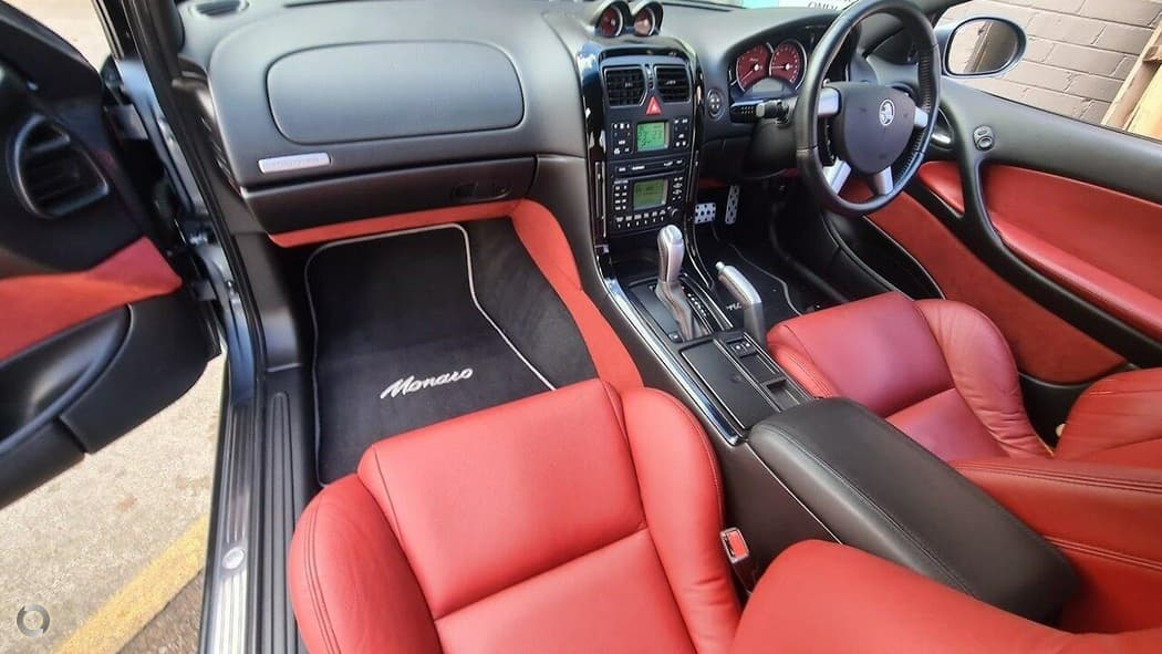 2004 Holden MONARO - Image 12