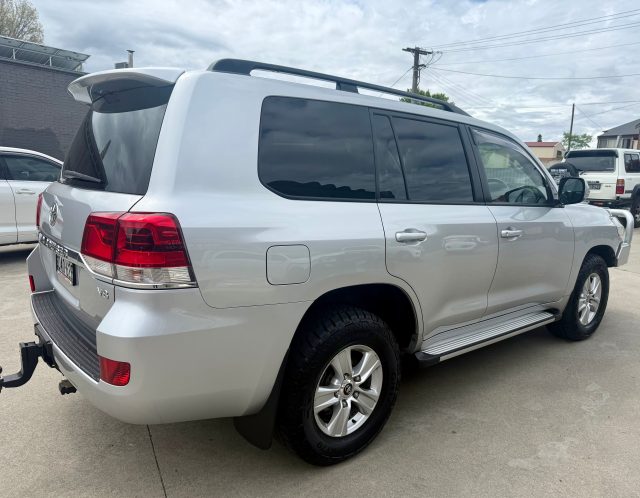 2016 Toyota LandCruiser - Image 26